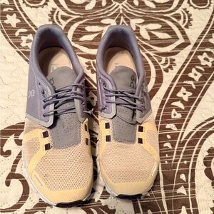 On Running Men's Athletic Shoes in Yellow and Gray